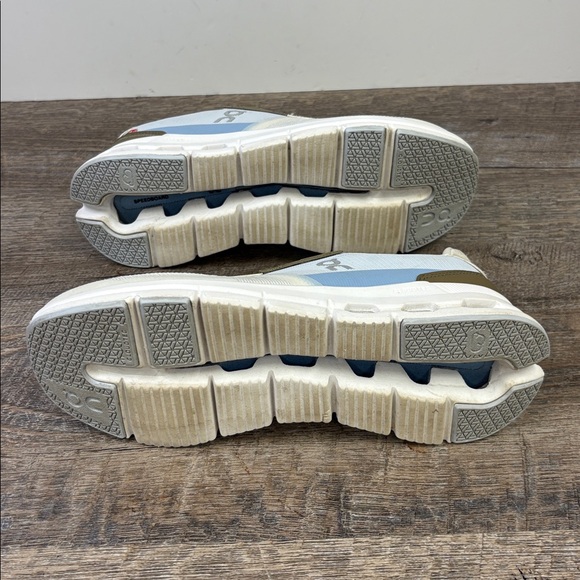 On Running Cloud Sneakers – Women’s 7 (White/Sand) - Picture 6 of 9